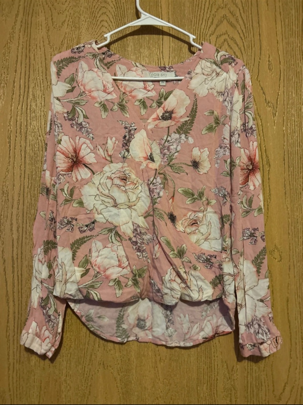 Floral V-Neck Long Sleeve Blouse in Pink